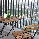 Goldmark City For Travelers
